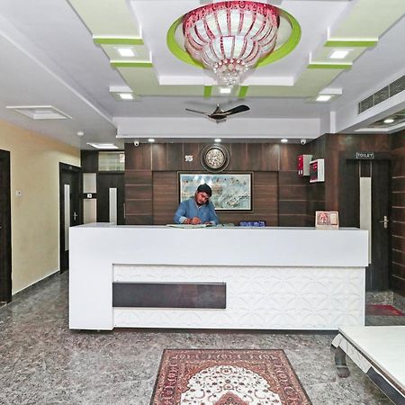 Oyo 15169 Hotel Rk Inn Lucknow Dış mekan fotoğraf