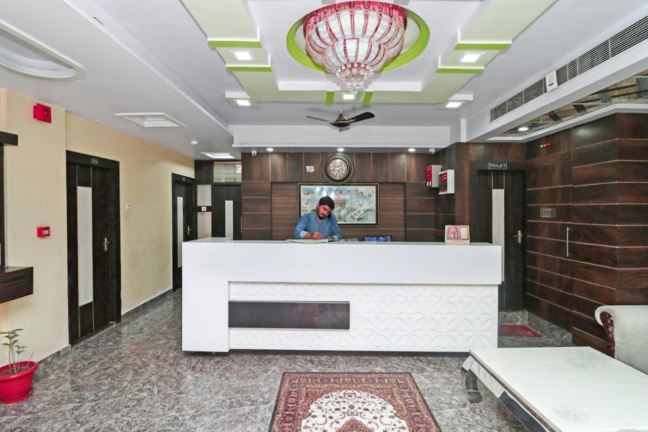 Oyo 15169 Hotel Rk Inn Lucknow Dış mekan fotoğraf