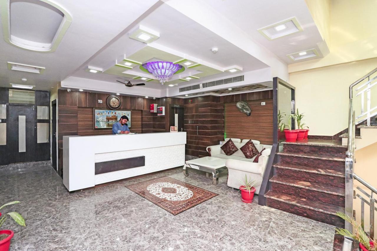 Oyo 15169 Hotel Rk Inn Lucknow Dış mekan fotoğraf