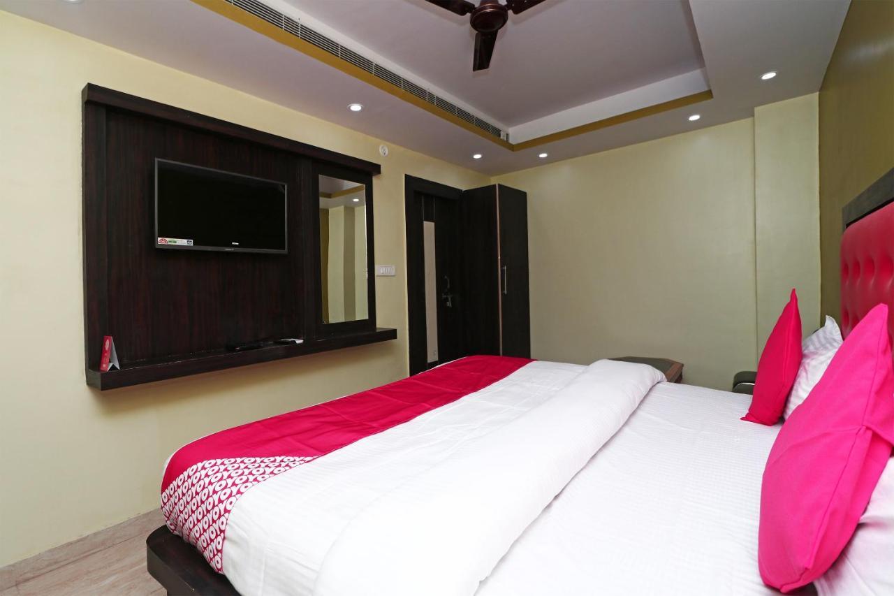 Oyo 15169 Hotel Rk Inn Lucknow Dış mekan fotoğraf