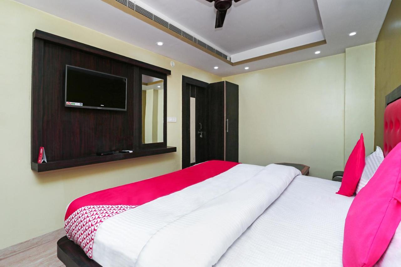 Oyo 15169 Hotel Rk Inn Lucknow Dış mekan fotoğraf